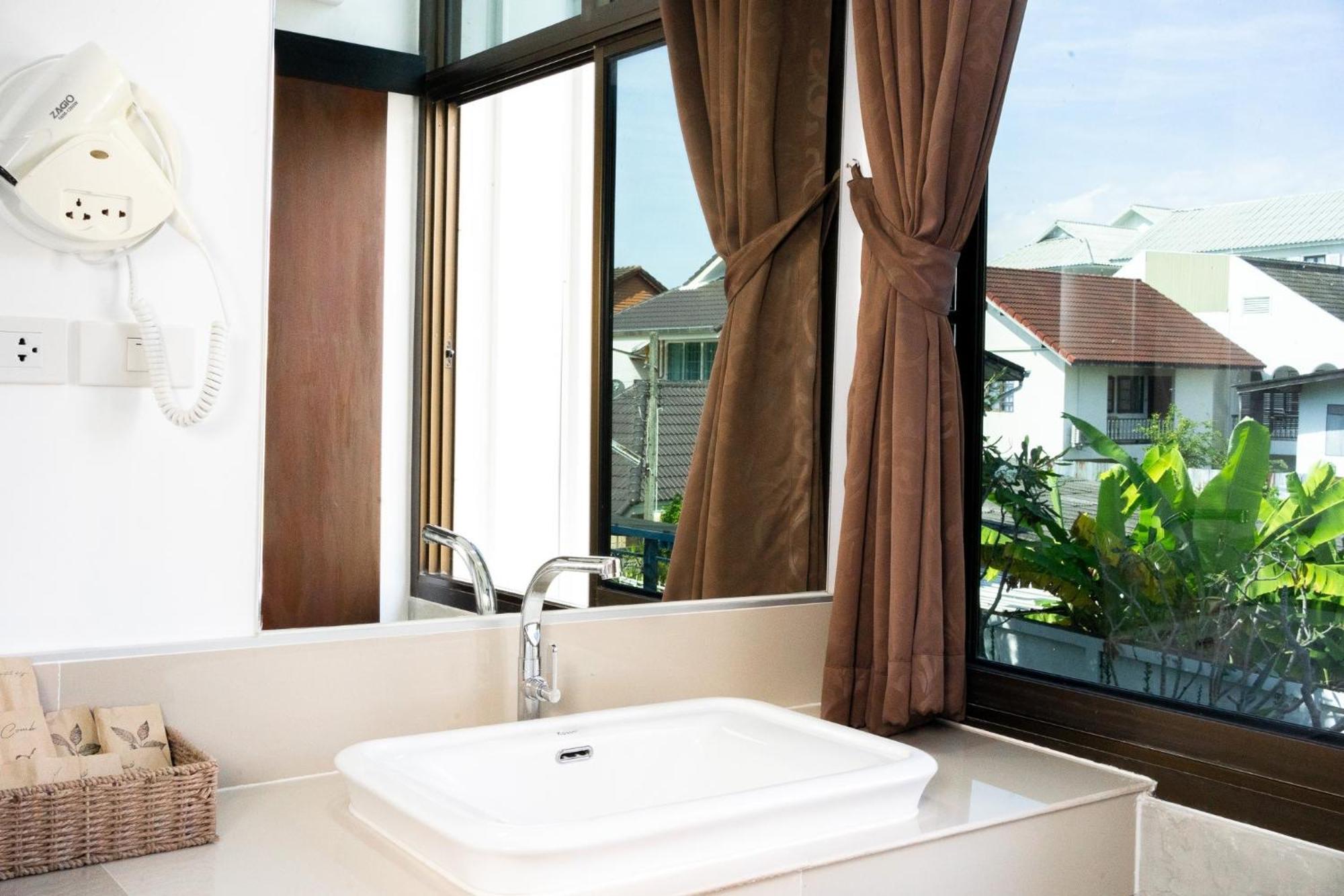 Singharaj Boutique Hotel Chiang Mai Exterior photo